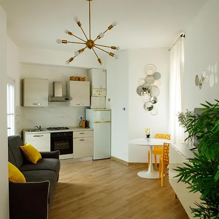 Brixia Charm Apartman *